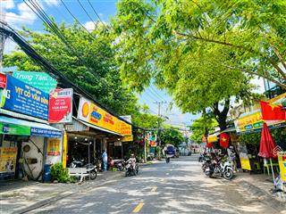 Vị trí vàng ngay phạm văn đồng gần đại học cảnh sát  full thổ cư ngang 22m  rất hiếm