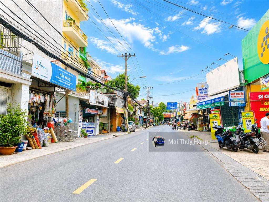 Vị trí vàng ngay phạm văn đồng gần đại học cảnh sát  full thổ cư ngang 22m  rất hiếm