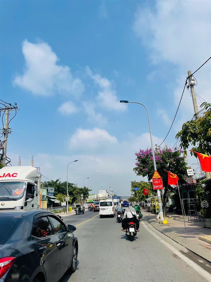 Nhà mt 5 tầng trường thọ ngay dự án cảng phước long không lộ giới không quy hoạch cách metro 500m