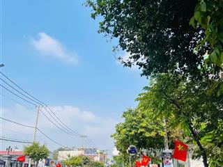 Nhà mt 5 tầng trường thọ ngay dự án cảng phước long không lộ giới không quy hoạch cách metro 500m