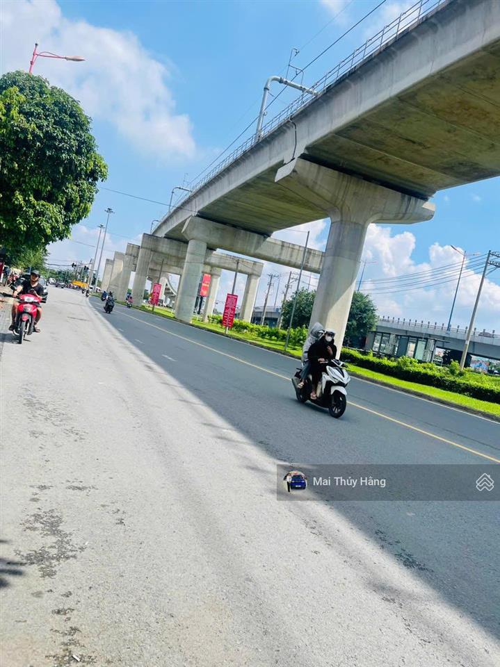 Siêu phẩm siêu hiếm ngay ga metro thủ đức  gpxd hầm + 6 tầng ngang 7.5m full thổ cư