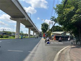 Siêu phẩm siêu hiếm ngay ga metro thủ đức  gpxd hầm + 6 tầng ngang 7.5m full thổ cư