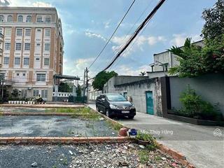 Gần khách sạn winston phạm văn đồng  góc 2 mặt tiền ngang gần 6gpxd 6 tầngxây full ko lùi chừa