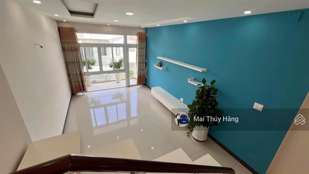 Giá tốt  nhà 4 tầng hoàn công đủ đường 7m có lề gần chợ thủ đức sát bên vành đai ii