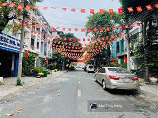 Ngay hoàng diệu 2  hẻm xe tải thông quỹ đất lớn full thổ cư  gpxd hầm + 5 tầng