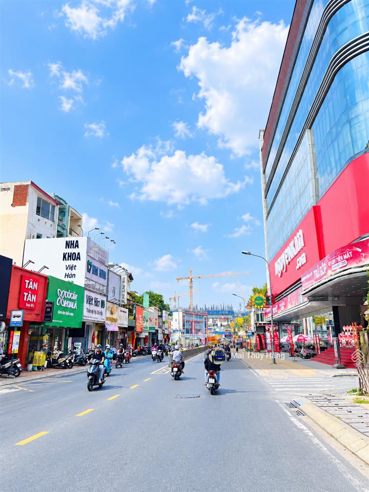 Siêu phẩm mùa ngộp  mặt tiền ngay ga metro thủ đức  sẵn thu nhập 40tr/tháng  chỉ 22 tỷ quá ngon