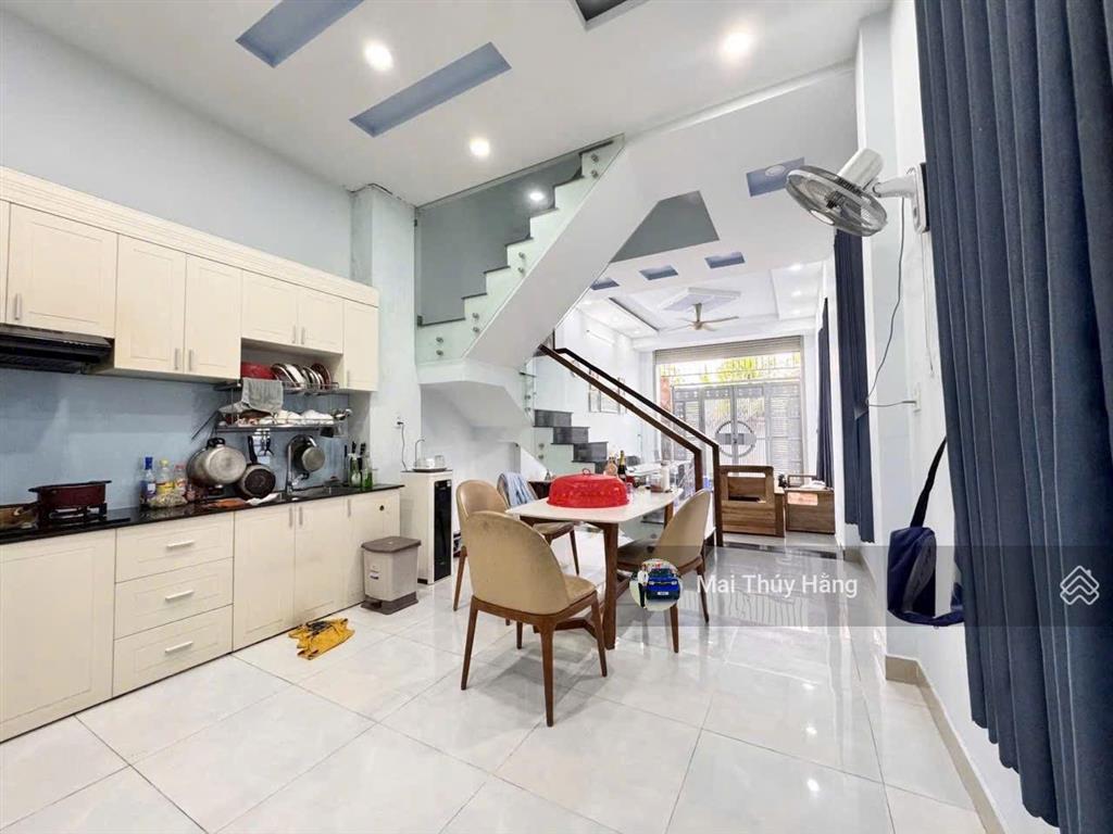 Tài chính 7 tỷ nhà 2 tầng khu dân cư vip linh đông  hẻm xe tải  81.5m2 ngang 5.7