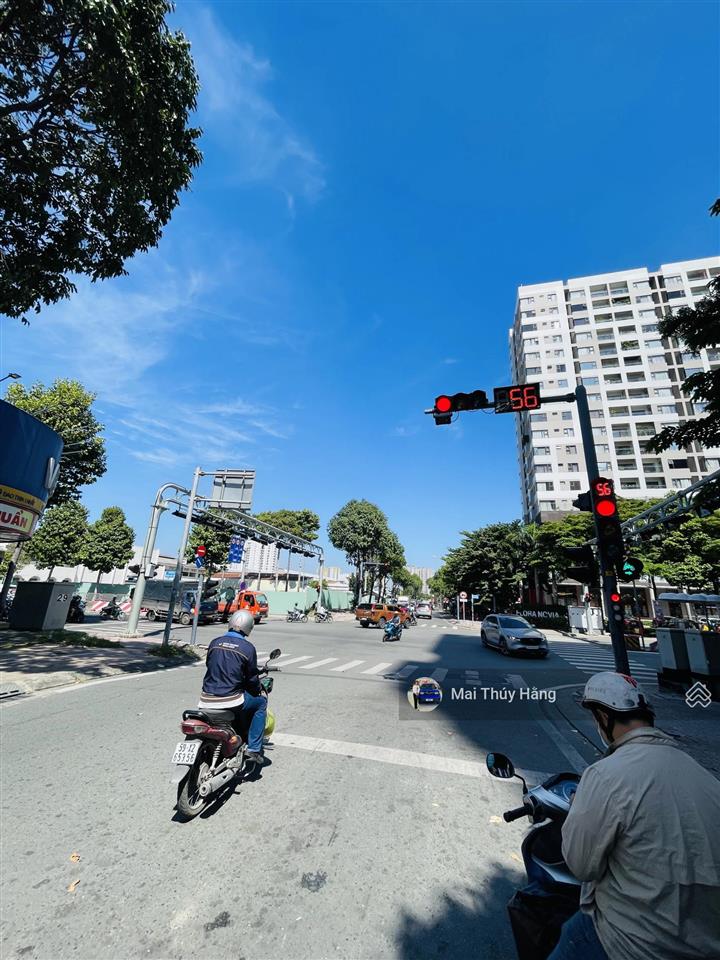 Hàng chưa qua đầu tư, giá tốt khu areco đào trinh nhất  mặt tiền kinh doanh, văn phòng rất đẹp