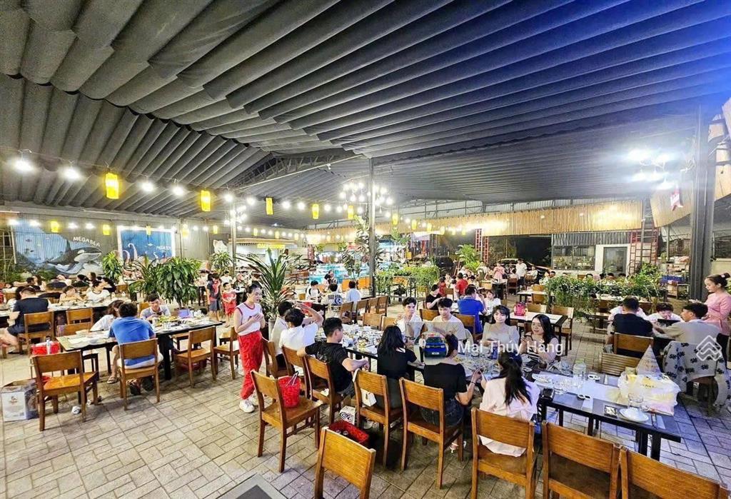 Giảm 4 tỷ bán nhanh mt tô ngọc vân ngay đoạn kinh doanh sầm uất, vị trí đắc địa  ngang 6m nở hậu