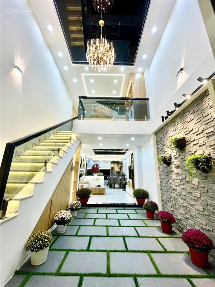 Hot! bán nhà đẹp 1979 huỳnh thị đồng trung tâm nhà bè