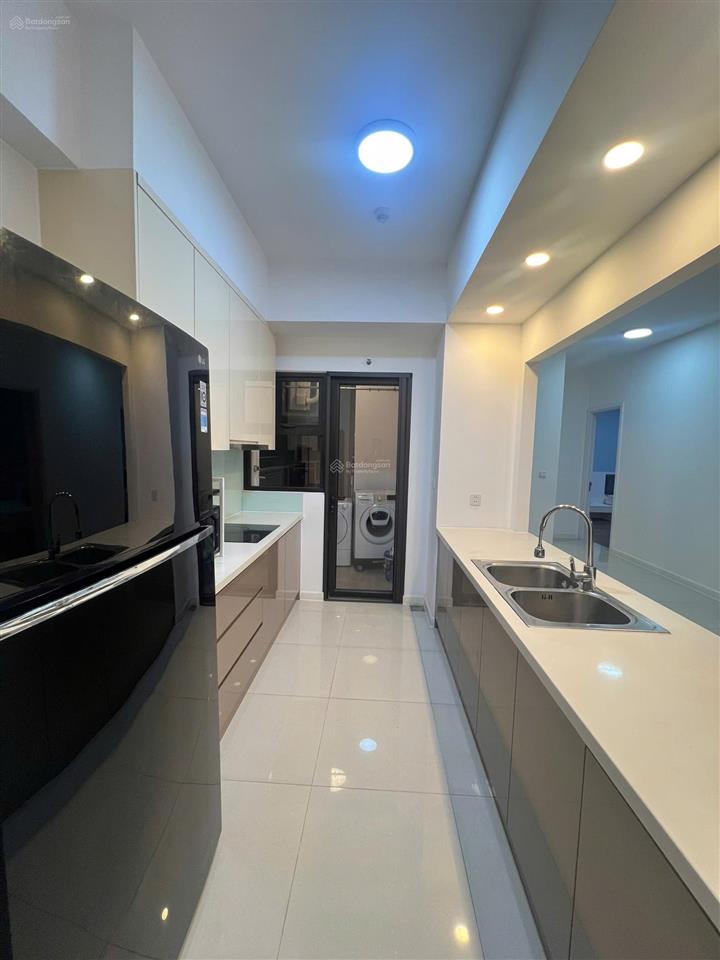 Cho thuê căn hộ 2 phòng ngủ estella heights  căn góc  giá 37 triệu  trống sẵn dọn vào ngay