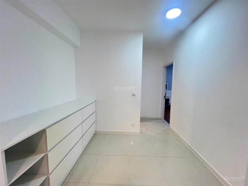Cho thuê căn hộ 2 phòng ngủ estella heights  căn góc  giá 37 triệu  trống sẵn dọn vào ngay