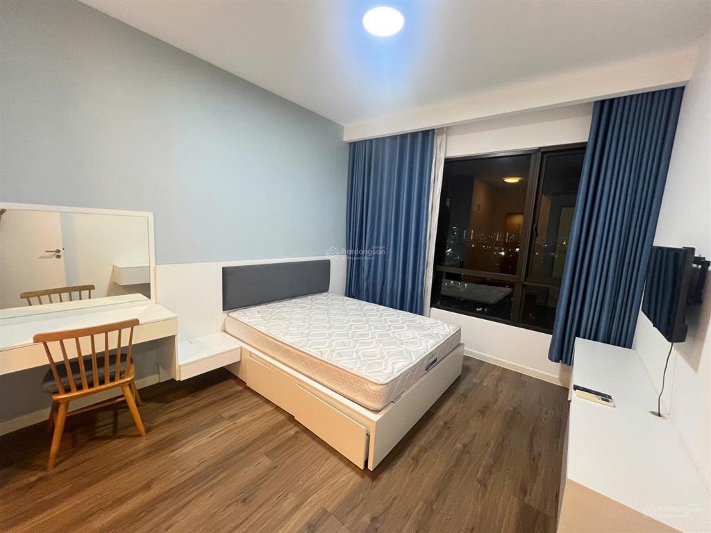 Cho thuê căn hộ 2 phòng ngủ estella heights  căn góc  giá 37 triệu  trống sẵn dọn vào ngay