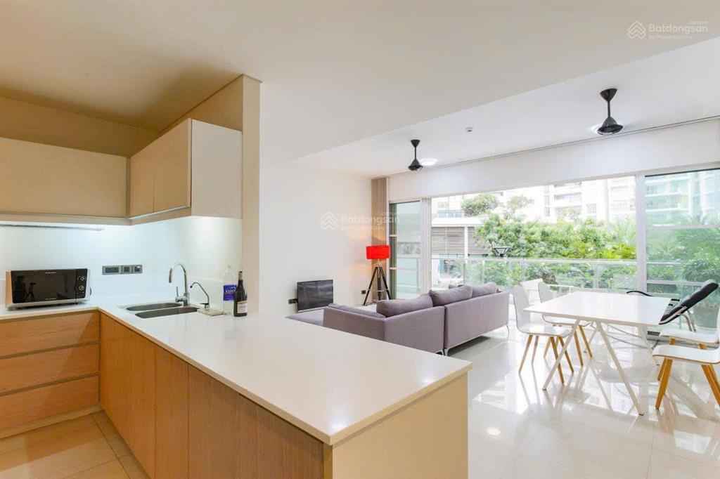 Cho thuê căn hộ 3 phòng ngủ the estella  giá 50 triệu  view hồ bơi  trống sẵn dọn vào ngay