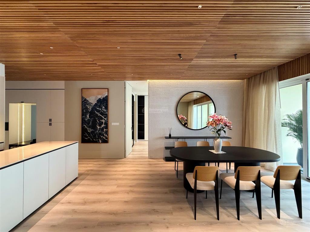 Cho thuê căn hộ 4 phòng ngủ the estella  view hồ bơi  nội thất cao cấp  trống sẵn dọn vào ngay