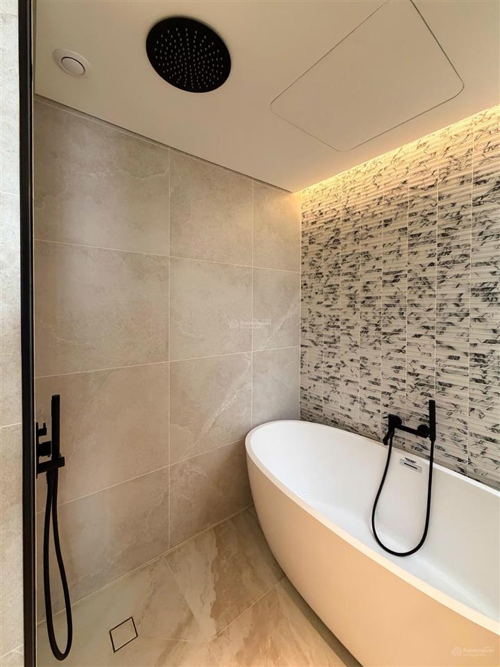 Cho thuê căn hộ 4 phòng ngủ the estella  view hồ bơi  nội thất cao cấp  trống sẵn dọn vào ngay