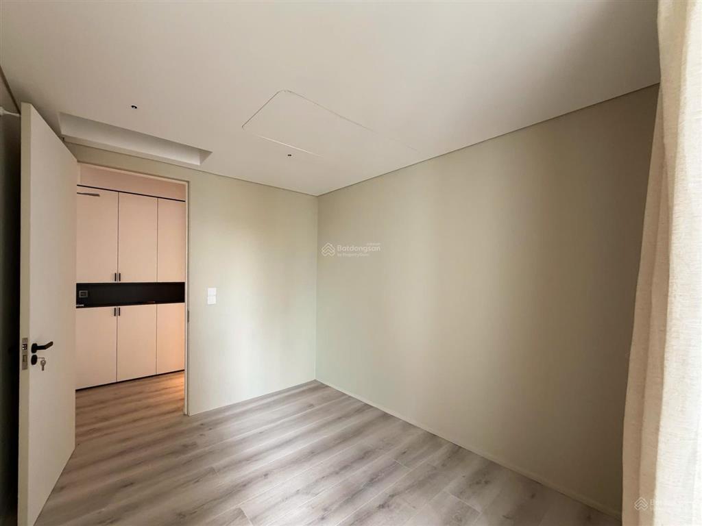 Cho thuê căn hộ 4 phòng ngủ the estella  view hồ bơi  nội thất cao cấp  trống sẵn dọn vào ngay