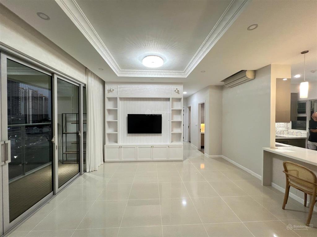 Cho thuê căn hộ 3 phòng ngủ estella heights  giá 70 triệu  tháp thương mại  trống sẵn
