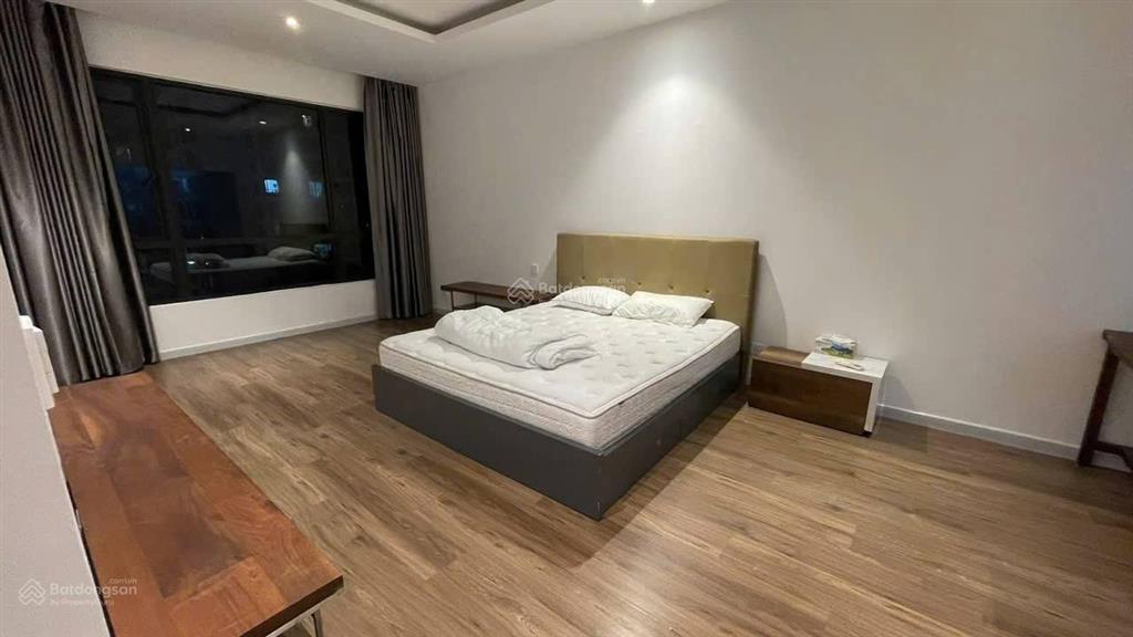 Cho thuê căn hộ 4 phòng ngủ estella heights  giá 100 triệu  nội thất cao cấp  trống sẵn