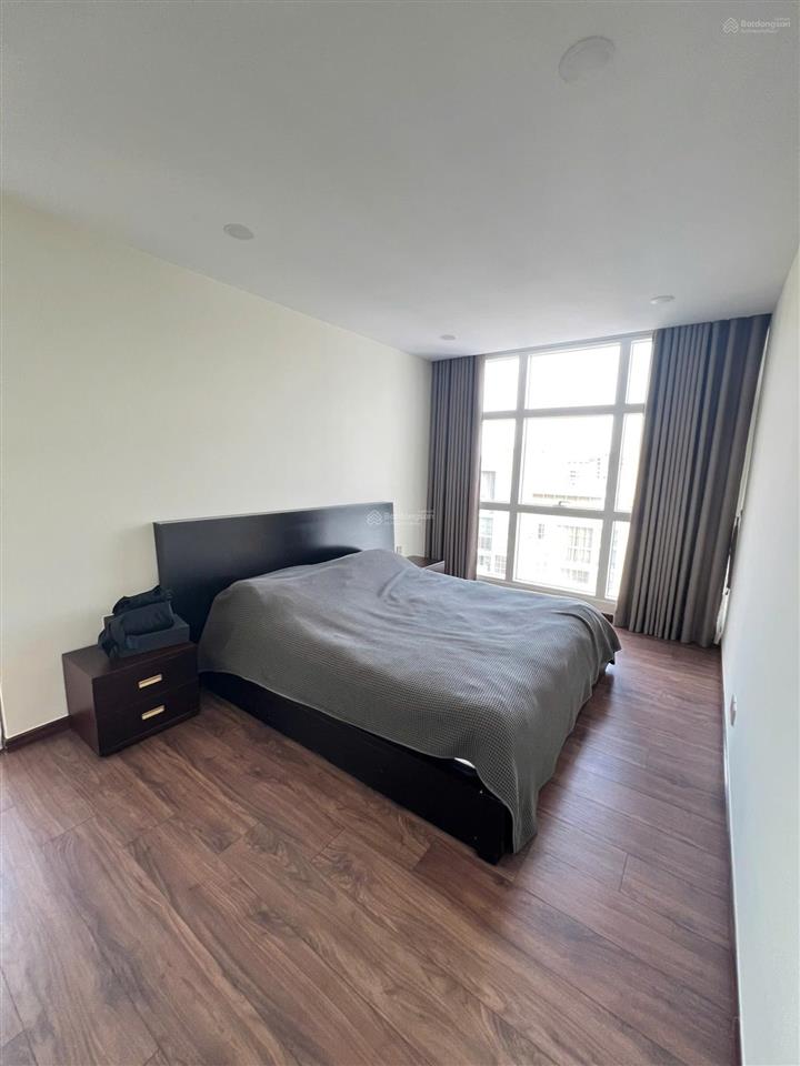 Cho thuê căn hộ penthouse duplex the estella  giá 128 triệu  nội thất cao cấp  trống sẵn