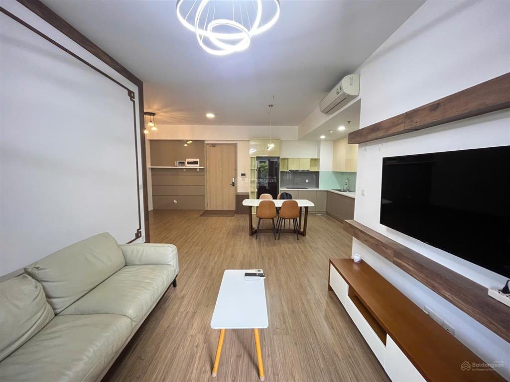 Cho thuê căn hộ 2 phòng ngủ estella heights  giá 35 triệu  view hồ bơi  trống sẵn dọn vào ngay