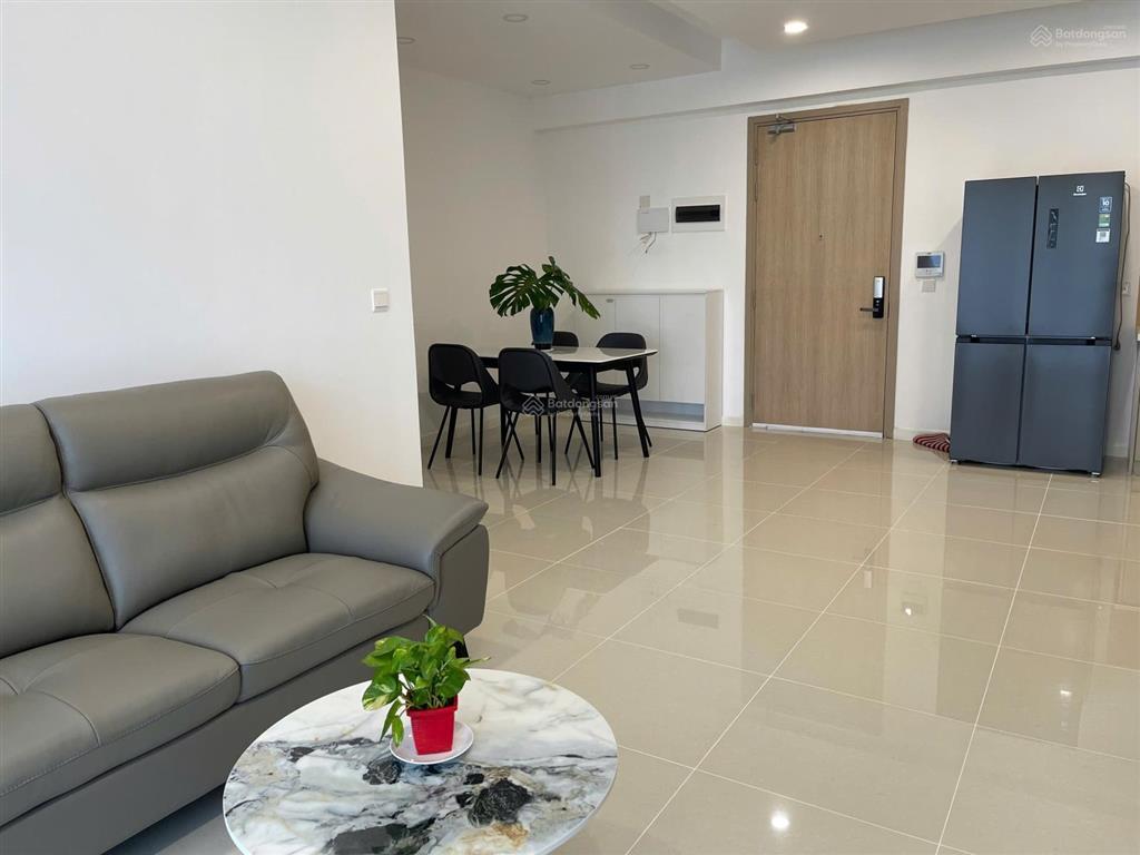 Cho thuê căn hộ 2 phòng ngủ estella heights  giá 35 triệu  view hồ bơi  trống sẵn