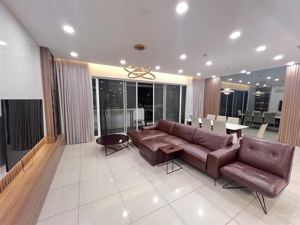 Cho thuê căn hộ 3 phòng ngủ the estella  giá 58 triệu  view hồ bơi  trống sẵn dọn vào ngay