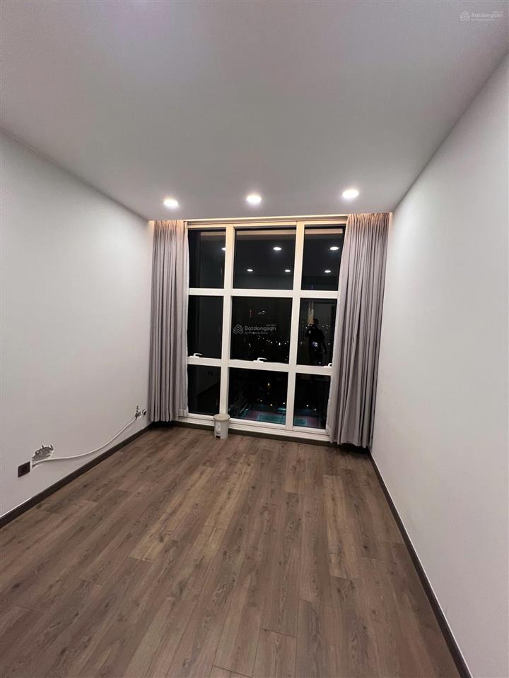 Cho thuê căn hộ 3 phòng ngủ the estella  giá 58 triệu  view hồ bơi  trống sẵn dọn vào ngay