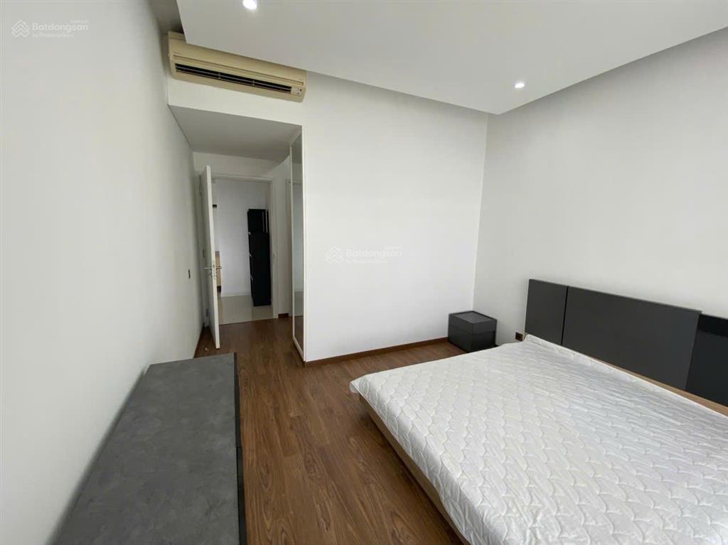 Cho thuê căn hộ 3 phòng ngủ the estella  giá 56 triệu/th  trống sẵn dọn vào ngay