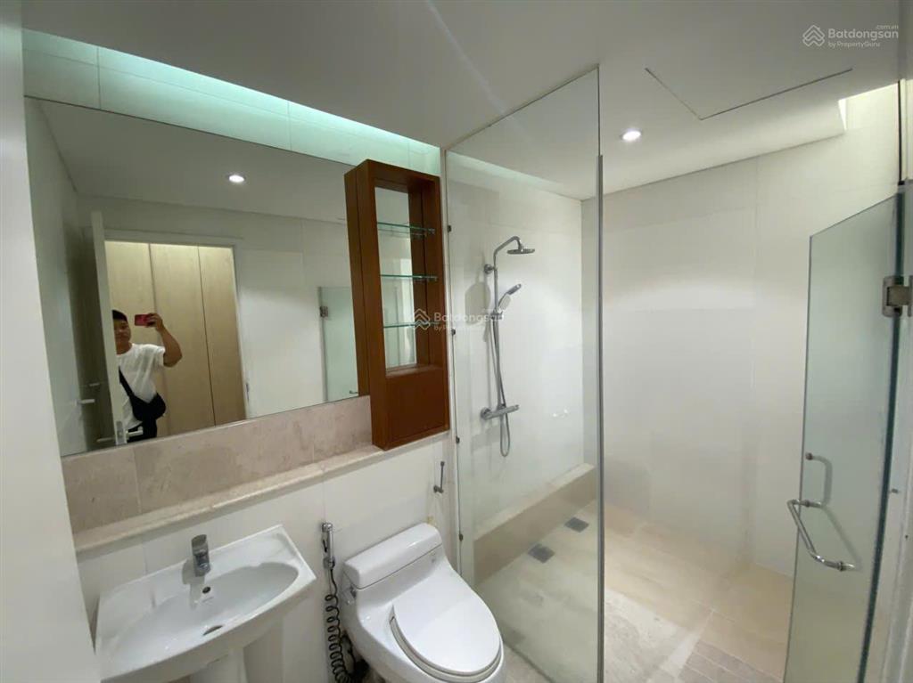 Cho thuê căn hộ 3 phòng ngủ the estella  giá 56 triệu/th  trống sẵn dọn vào ngay