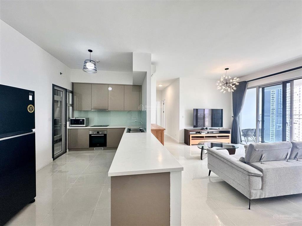 Cho thuê căn hộ 3 phòng ngủ estella heights  tháp thương mại  giá 78 triệu/th  trống sẵn
