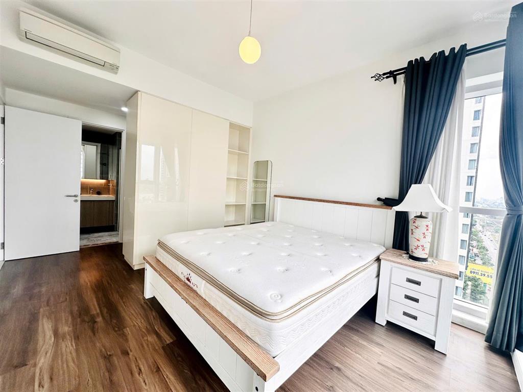 Cho thuê căn hộ 3 phòng ngủ estella heights  tháp thương mại  giá 78 triệu/th  trống sẵn