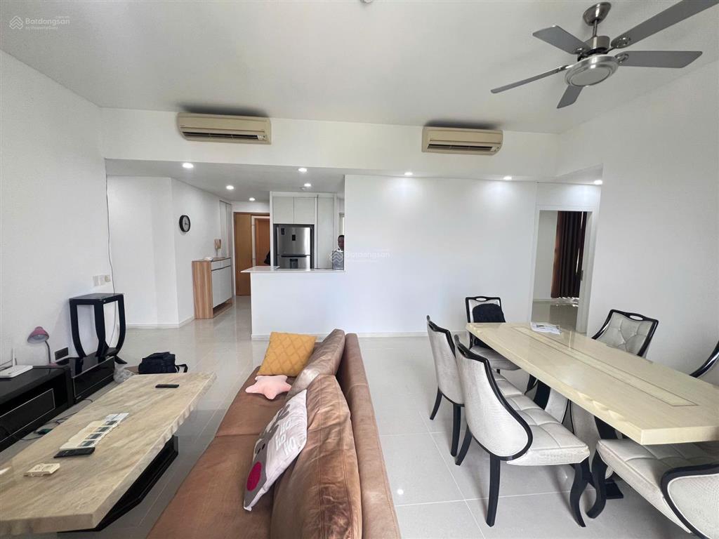 Cho thuê căn hộ 3 phòng ngủ the estella  giá 38 triệu/th  trống sẵn dọn vào ngay