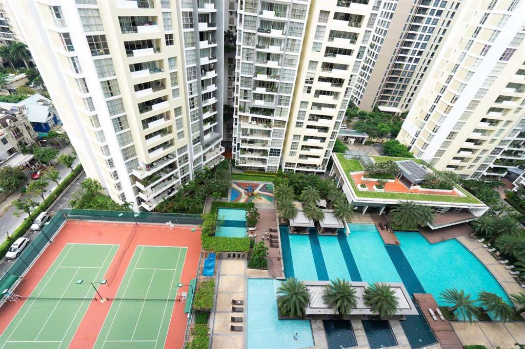 Cho thuê căn hộ 3 phòng ngủ the estella  giá 50 triệu  view hồ bơi  trống sẵn dọn vào ngay