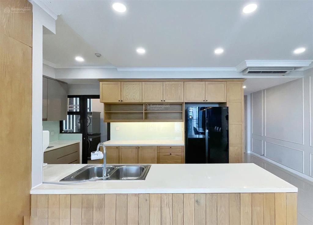 Cho thuê căn hộ 3 phòng ngủ estella heights  giá 83 triệu  view hồ bơi  trống sẵn dọn vào ngay