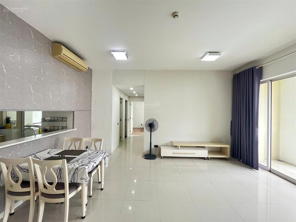 Cho thuê căn hộ 2 phòng ngủ the estella  giá 26 triệu/th  layout căn góc  trống sẵn