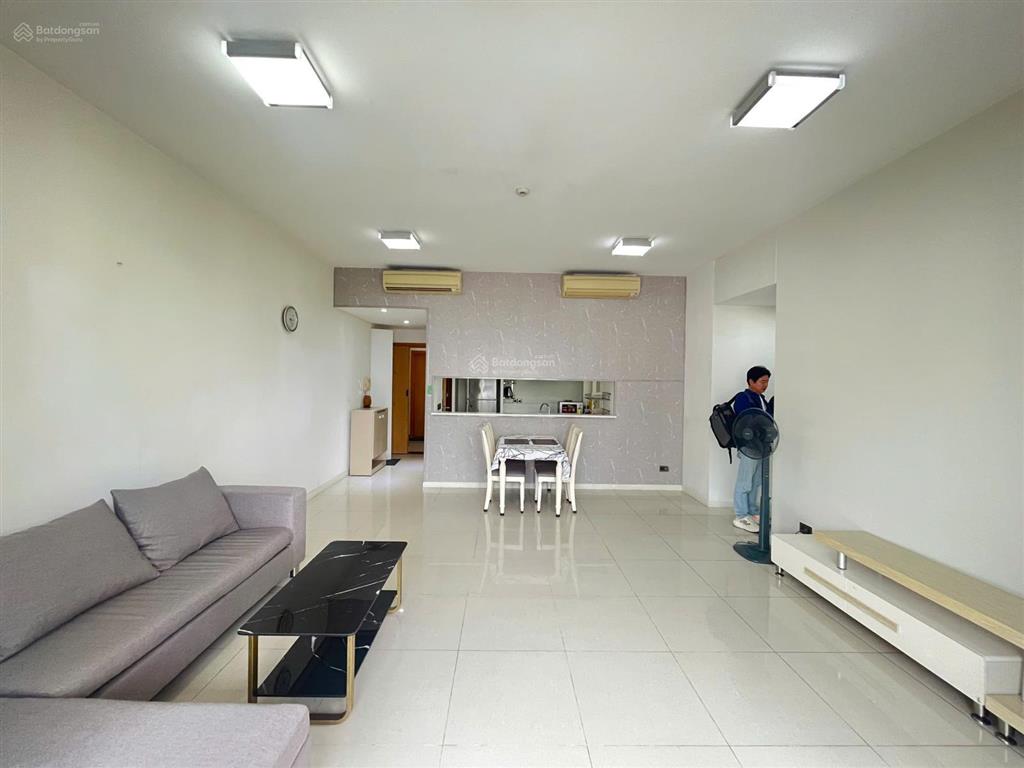 Cho thuê căn hộ 2 phòng ngủ the estella  giá 26 triệu/th  layout căn góc  trống sẵn