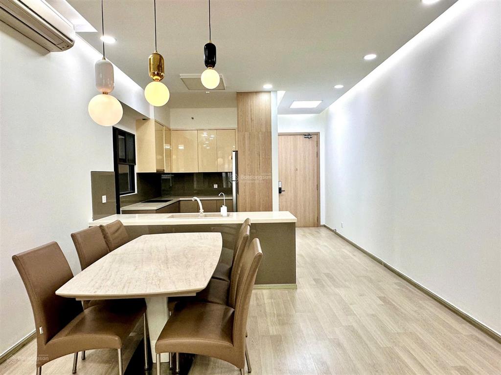Cho thuê căn hộ 3 phòng ngủ estella heights  giá 57 triệu  view hồ bơi  trống sẵn dọn vào ngay