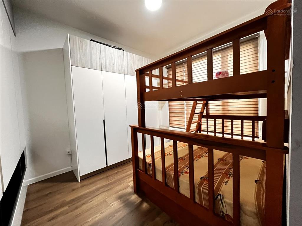 Cho thuê căn hộ 3 phòng ngủ estella heights  giá 80 triệu  tháp thương mại  trống sẵn