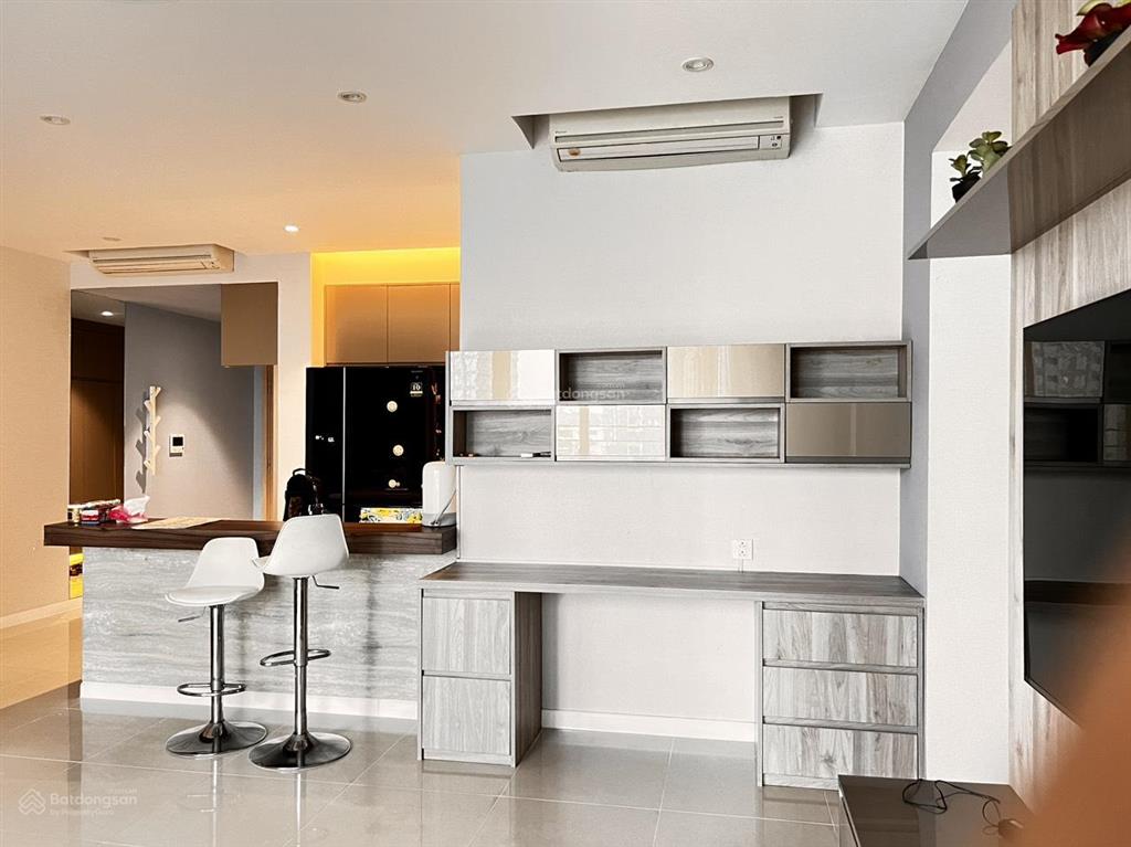 Cho thuê căn hộ 3 phòng ngủ estella heights  giá 80 triệu  tháp thương mại  trống sẵn
