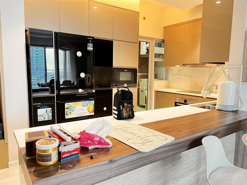 Cho thuê căn hộ 3 phòng ngủ estella heights  giá 80 triệu  tháp thương mại  trống sẵn