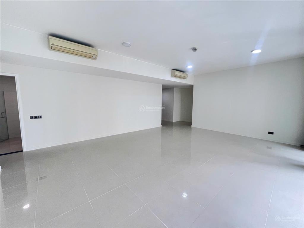 Cho thuê căn hộ 3 phòng ngủ the estella  giá 53 triệu  nhà trống không nội thất  dọn vào ngay