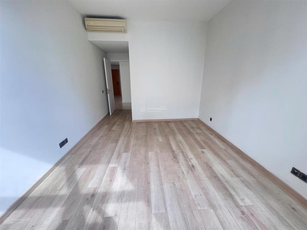 Cho thuê căn hộ 3 phòng ngủ the estella  giá 53 triệu  nhà trống không nội thất  dọn vào ngay