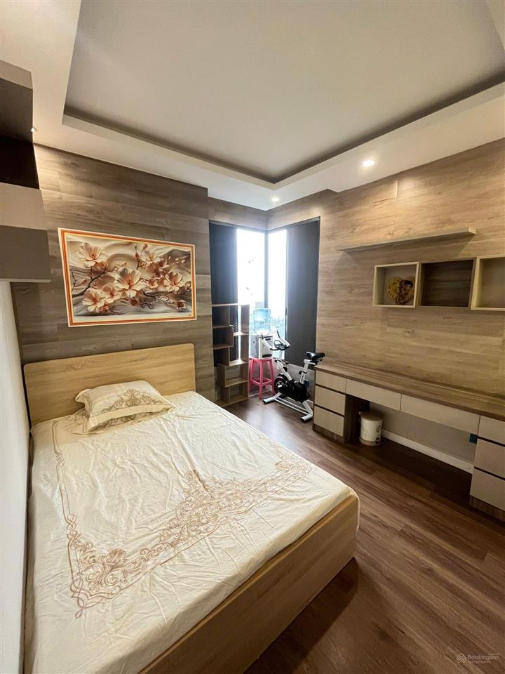 Cho thuê căn hộ 3 phòng ngủ estella heights  giá 60 triệu  view hồ bơi  trống sẵn dọn vào ngay