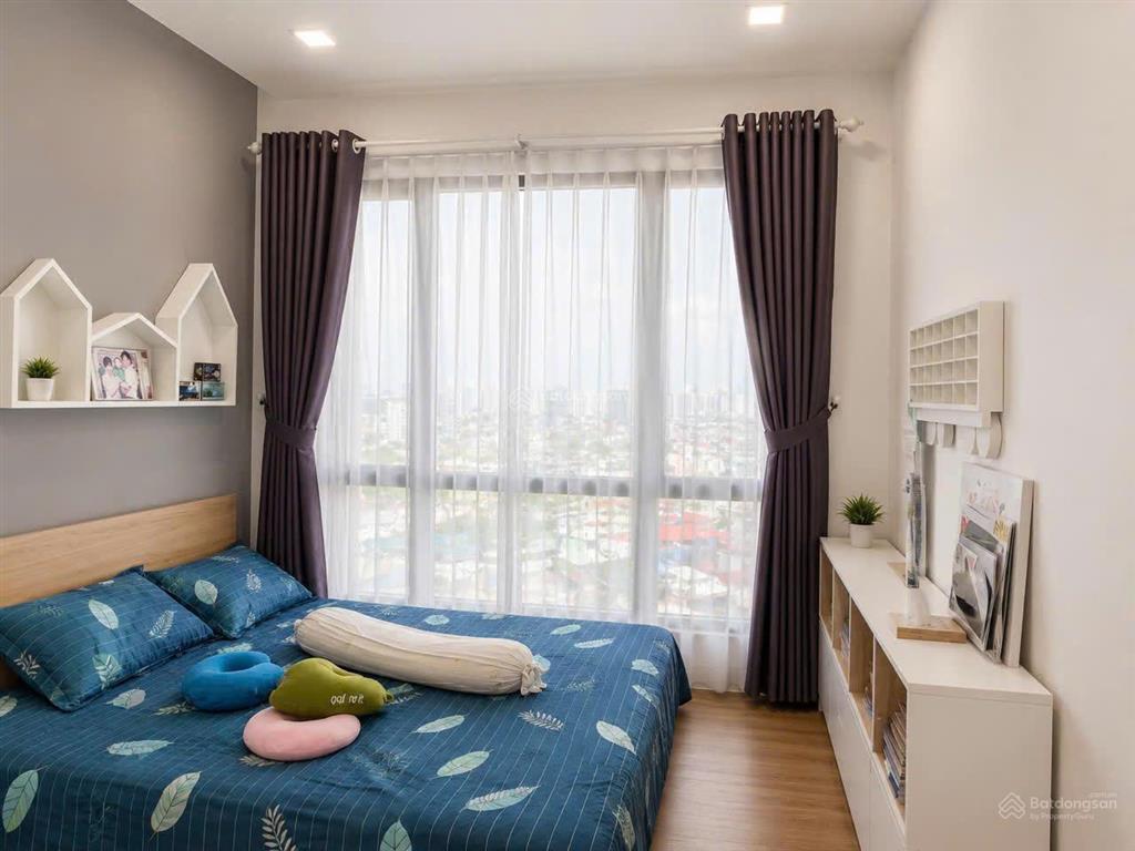 Cho thuê căn hộ 2 phòng ngủ estella heights  view hồ bơi  giá 36 triệu  trống sẵn dọn vào ngay