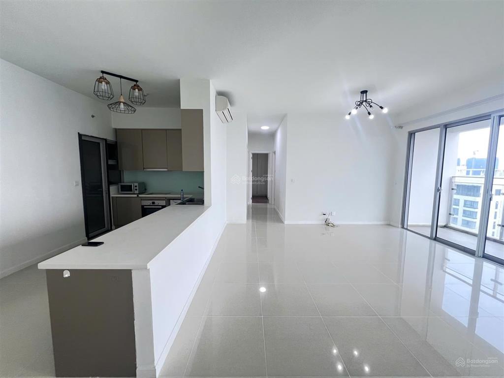 Cho thuê căn hộ 3 phòng ngủ estella heights  giá 60 triệu  tháp thương mại  trống sẵn
