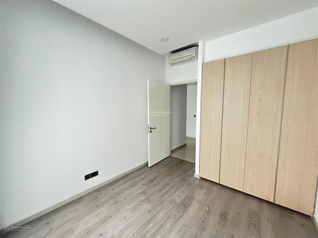 Cho thuê căn hộ 3 phòng ngủ the estella  giá 39 triệu  trống sẵn dọn vào ngay