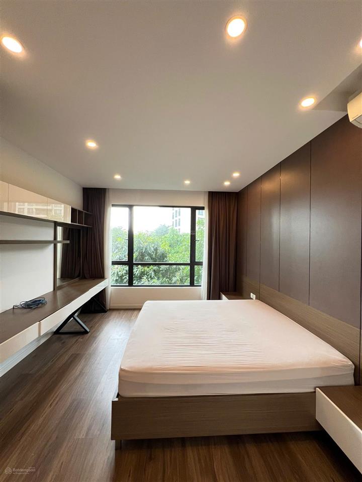 Cho thuê căn hộ 3 phòng ngủ estella heights  diện tích 130m2  giá 60 triệu  view hồ bơi