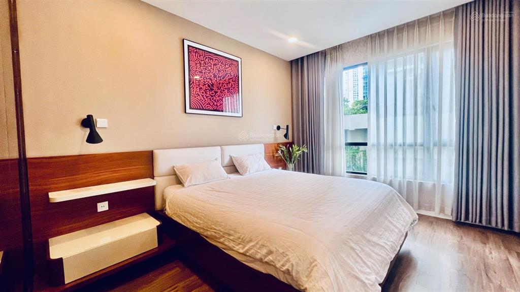 Cho thuê căn hộ 2 phòng ngủ estella heights  giá 40 triệu  view hồ bơi  trống sẵn dọn vào ngay