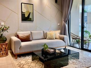 Cho thuê căn hộ 2 phòng ngủ estella heights  giá 40 triệu  view hồ bơi  trống sẵn dọn vào ngay